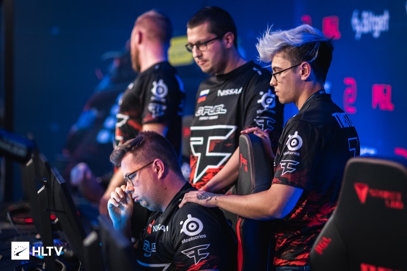 全局BP制度如何影响电竞赛事规则？英雄池深度与战术多样性提升赛事观赏性